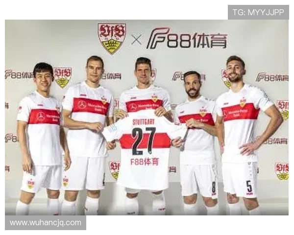 足球明星加盟新俱乐部的年龄分析与影响探讨